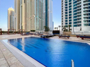Opp Beach and Club, Next to Marina walk, Luxury Stay